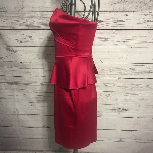 29) Max & Cleo Peplum Dress Size 6 - Picture 4 of 9